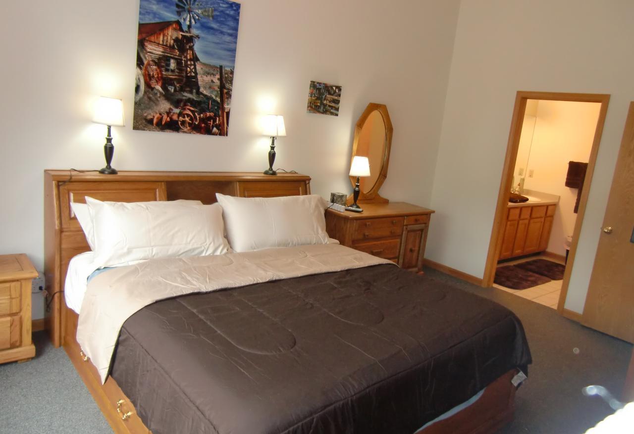 Mein Haus Bed & Breakfast Avon Exterior photo