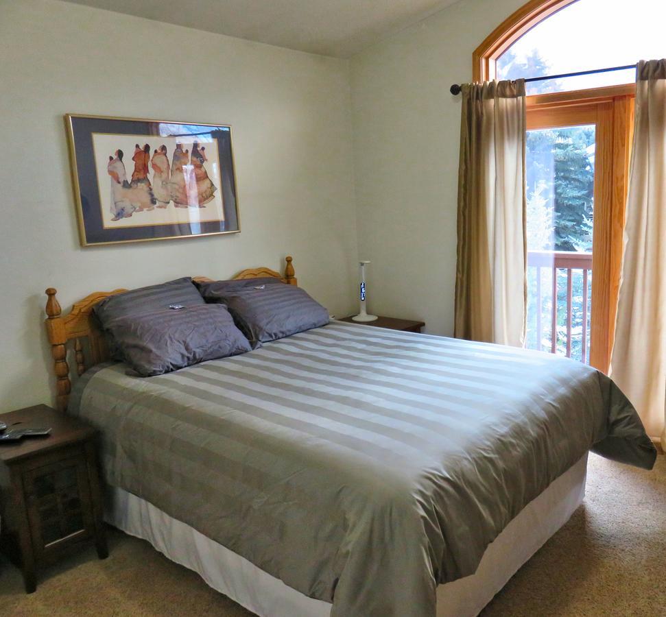 Mein Haus Bed & Breakfast Avon Exterior photo